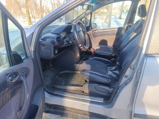 Серый Мерседес А класс, объемом двигателя 1.6 л и пробегом 286 тыс. км за 1900 $, фото 7 на Automoto.ua