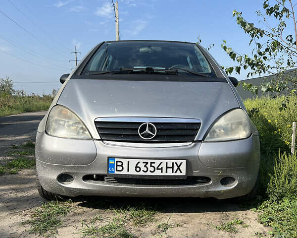 Серый Мерседес А класс, объемом двигателя 1.6 л и пробегом 270 тыс. км за 2800 $, фото 14 на Automoto.ua