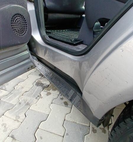 Сірий Мерседес А клас, об'ємом двигуна 1.7 л та пробігом 300 тис. км за 4000 $, фото 5 на Automoto.ua