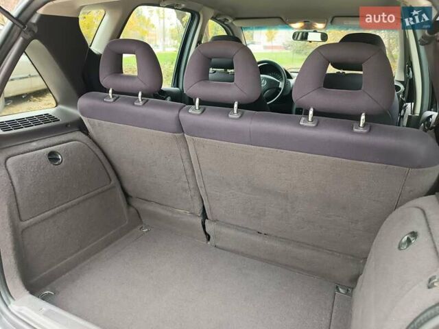 Мерседес А класс 2000 в Виннице на Automoto.ua Серый Мерседес А класс, объемом двигателя 1.6 л и пробегом 177 тыс. км за 4000 $, фото 17 на Automoto.ua