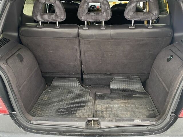 Сірий Мерседес А клас, об'ємом двигуна 1.7 л та пробігом 388 тис. км за 2999 $, фото 11 на Automoto.ua