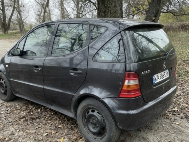 Сірий Мерседес А клас, об'ємом двигуна 1.4 л та пробігом 165 тис. км за 2400 $, фото 3 на Automoto.ua