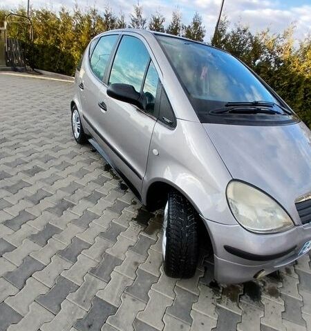 Сірий Мерседес А клас, об'ємом двигуна 1.7 л та пробігом 300 тис. км за 4000 $, фото 16 на Automoto.ua