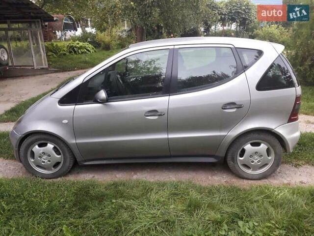 Серый Мерседес А класс, объемом двигателя 1.69 л и пробегом 180 тыс. км за 4250 $, фото 3 на Automoto.ua