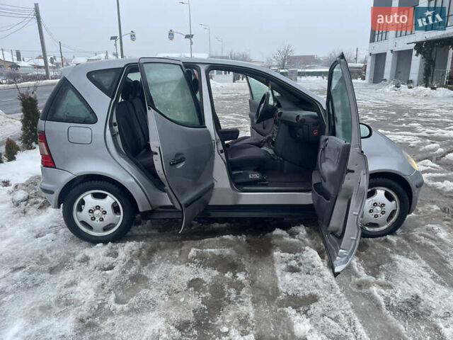 Сірий Мерседес А клас, об'ємом двигуна 1.4 л та пробігом 200 тис. км за 2750 $, фото 10 на Automoto.ua