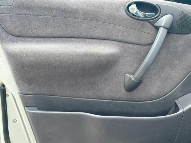 Сірий Мерседес А клас, об'ємом двигуна 1.7 л та пробігом 349 тис. км за 3890 $, фото 8 на Automoto.ua