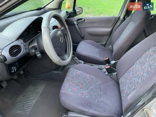 Серый Мерседес А класс, объемом двигателя 1.69 л и пробегом 290 тыс. км за 2900 $, фото 9 на Automoto.ua