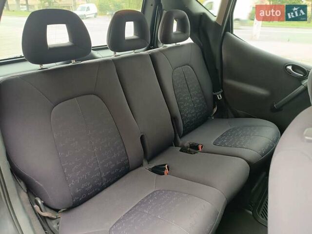 Мерседес А класс 2000 в Виннице на Automoto.ua Серый Мерседес А класс, объемом двигателя 1.6 л и пробегом 177 тыс. км за 4000 $, фото 22 на Automoto.ua