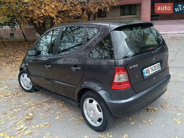 Мерседес А класс 2000 в Виннице на Automoto.ua Серый Мерседес А класс, объемом двигателя 1.6 л и пробегом 177 тыс. км за 4000 $, фото 29 на Automoto.ua