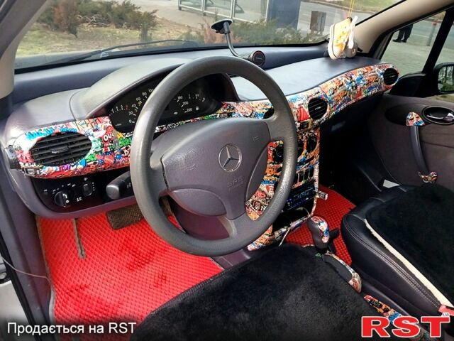 Серый Мерседес А класс, объемом двигателя 1.4 л и пробегом 120 тыс. км за 4800 $, фото 9 на Automoto.ua