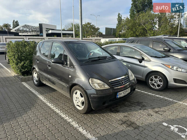 Серый Мерседес А класс, объемом двигателя 1.69 л и пробегом 273 тыс. км за 3200 $, фото 14 на Automoto.ua