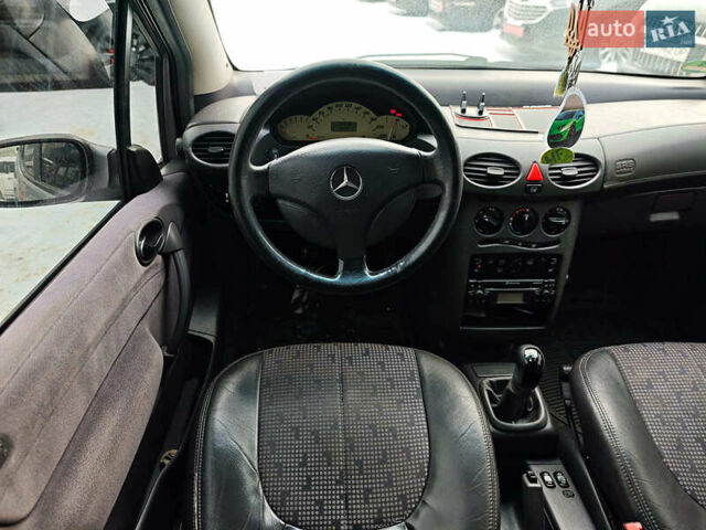 Сірий Мерседес А клас, об'ємом двигуна 2 л та пробігом 323 тис. км за 3490 $, фото 14 на Automoto.ua