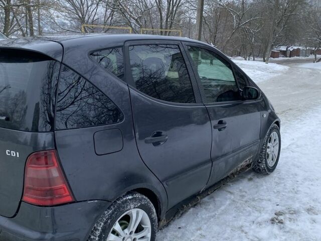 Сірий Мерседес А клас, об'ємом двигуна 1.7 л та пробігом 388 тис. км за 2999 $, фото 3 на Automoto.ua