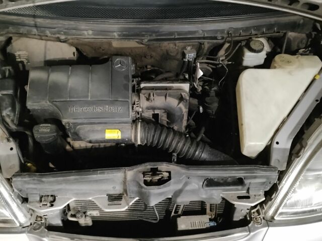 Серый Мерседес А класс, объемом двигателя 1.4 л и пробегом 190 тыс. км за 2600 $, фото 4 на Automoto.ua