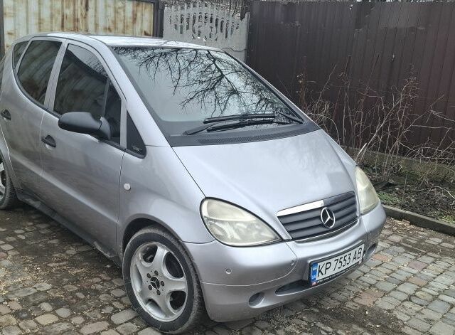 Сірий Мерседес А клас, об'ємом двигуна 1.6 л та пробігом 311 тис. км за 4700 $, фото 1 на Automoto.ua