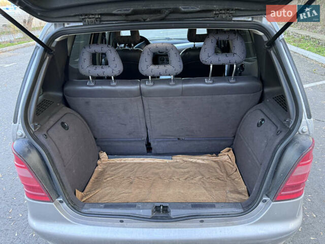 Сірий Мерседес А клас, об'ємом двигуна 1.9 л та пробігом 240 тис. км за 2750 $, фото 6 на Automoto.ua