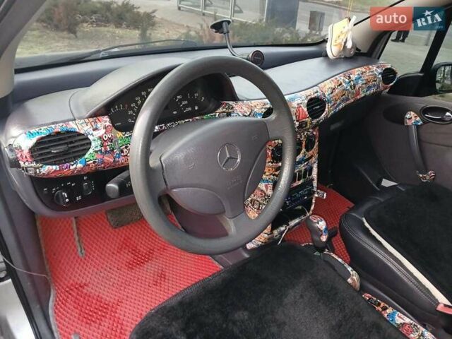 Серый Мерседес А класс, объемом двигателя 1.4 л и пробегом 120 тыс. км за 4800 $, фото 7 на Automoto.ua