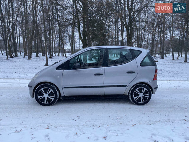 Сірий Мерседес А клас, об'ємом двигуна 1.69 л та пробігом 300 тис. км за 3000 $, фото 5 на Automoto.ua