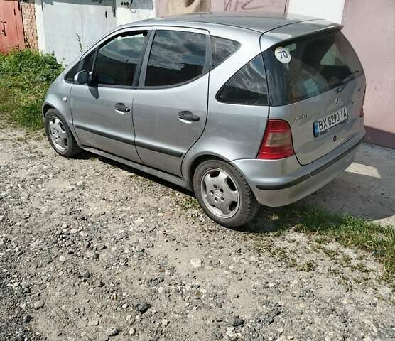 Серый Мерседес А класс, объемом двигателя 1.69 л и пробегом 273 тыс. км за 3000 $, фото 4 на Automoto.ua