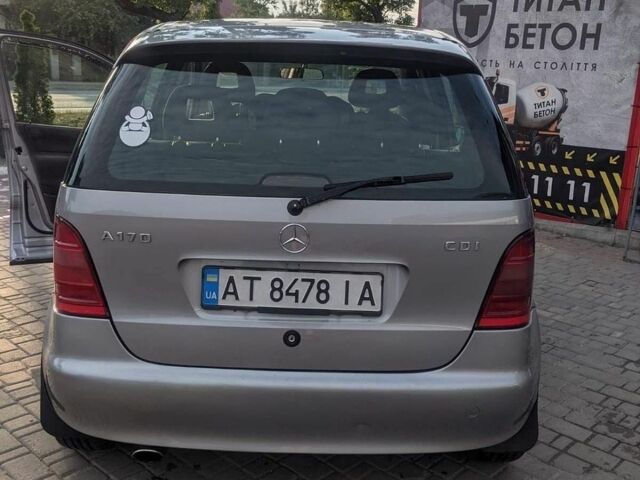 Сірий Мерседес А клас, об'ємом двигуна 1.69 л та пробігом 170 тис. км за 3900 $, фото 2 на Automoto.ua