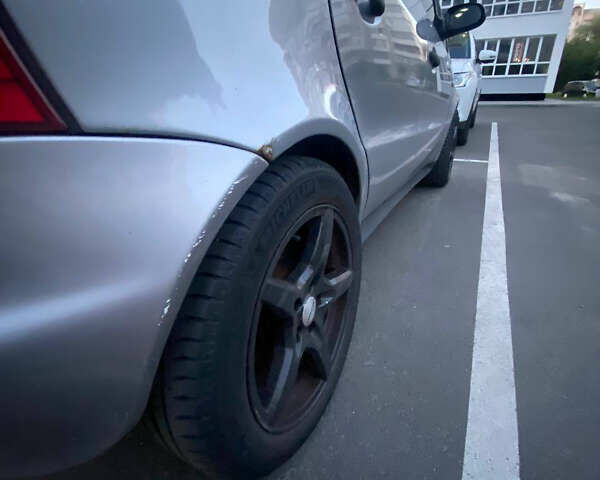 Серый Мерседес А класс, объемом двигателя 1.9 л и пробегом 240 тыс. км за 2900 $, фото 6 на Automoto.ua