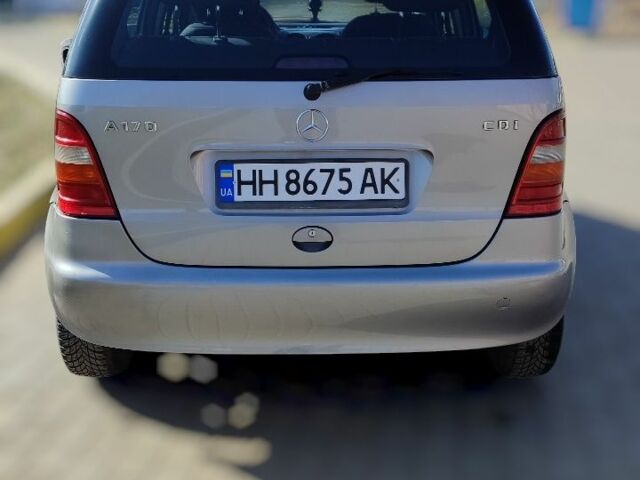 Сірий Мерседес А клас, об'ємом двигуна 1.7 л та пробігом 226 тис. км за 3750 $, фото 1 на Automoto.ua