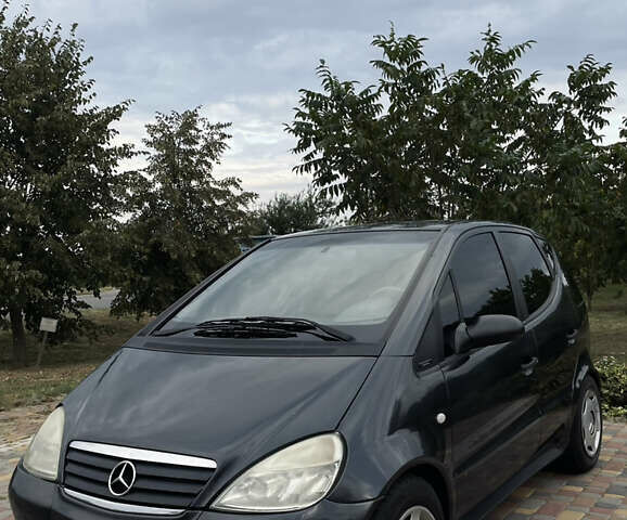 Сірий Мерседес А клас, об'ємом двигуна 1.4 л та пробігом 236 тис. км за 3200 $, фото 6 на Automoto.ua