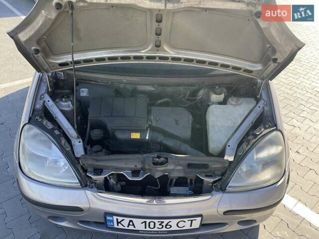 Серый Мерседес А класс, объемом двигателя 1.6 л и пробегом 250 тыс. км за 2700 $, фото 3 на Automoto.ua