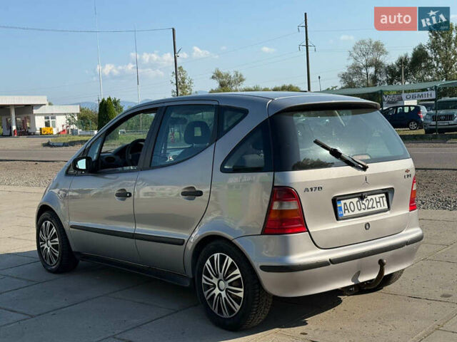 Серый Мерседес А класс, объемом двигателя 1.7 л и пробегом 251 тыс. км за 3600 $, фото 5 на Automoto.ua