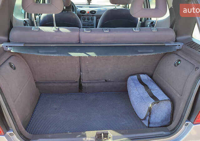 Серый Мерседес А класс, объемом двигателя 1.7 л и пробегом 226 тыс. км за 3750 $, фото 11 на Automoto.ua