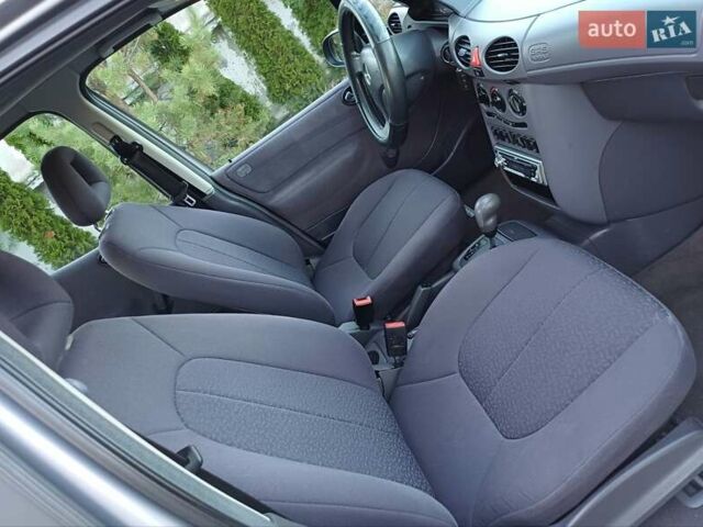 Сірий Мерседес А клас, об'ємом двигуна 1.7 л та пробігом 232 тис. км за 4000 $, фото 16 на Automoto.ua