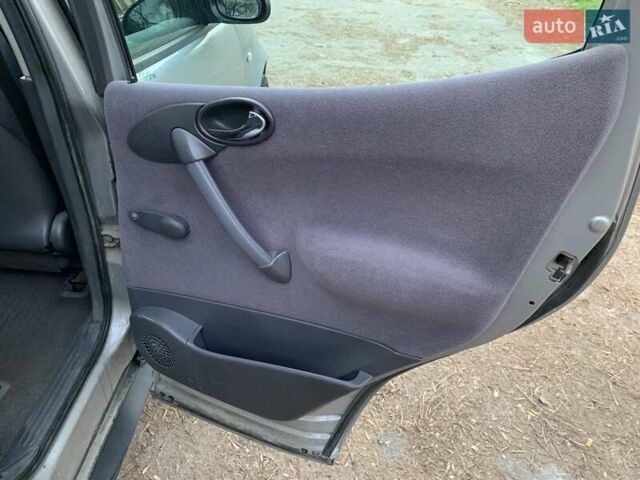 Серый Мерседес А класс, объемом двигателя 1.69 л и пробегом 290 тыс. км за 2900 $, фото 12 на Automoto.ua