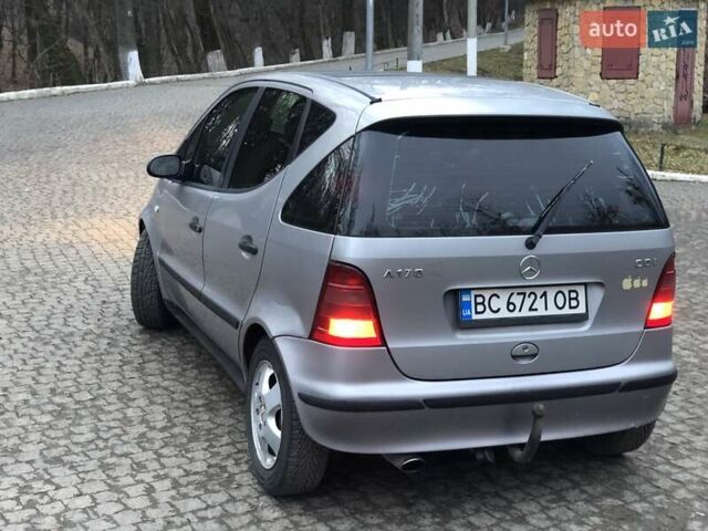 Сірий Мерседес А клас, об'ємом двигуна 1.7 л та пробігом 425 тис. км за 3300 $, фото 3 на Automoto.ua
