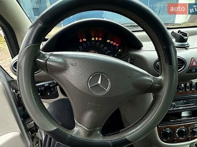 Серый Мерседес А класс, объемом двигателя 1.9 л и пробегом 273 тыс. км за 3800 $, фото 10 на Automoto.ua