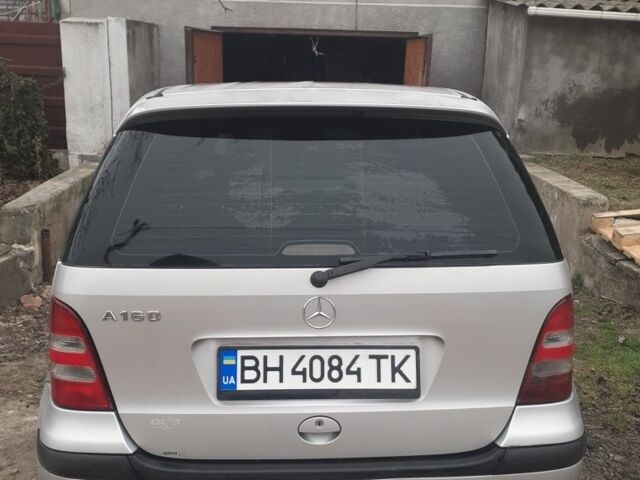 Серый Мерседес А класс, объемом двигателя 0 л и пробегом 180 тыс. км за 3600 $, фото 5 на Automoto.ua