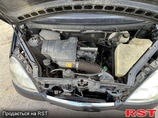 Серый Мерседес А класс, объемом двигателя 1.4 л и пробегом 254 тыс. км за 1000 $, фото 7 на Automoto.ua