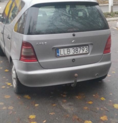 Серый Мерседес А класс, объемом двигателя 2 л и пробегом 270 тыс. км за 1426 $, фото 3 на Automoto.ua