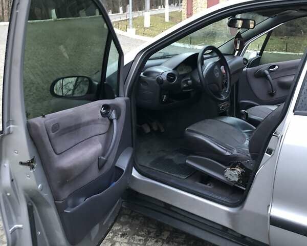 Сірий Мерседес А клас, об'ємом двигуна 1.7 л та пробігом 425 тис. км за 3300 $, фото 11 на Automoto.ua