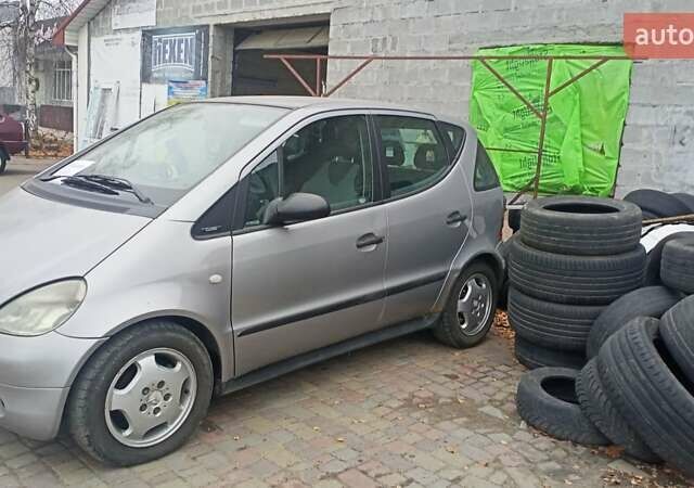 Серый Мерседес А класс, объемом двигателя 1.69 л и пробегом 333 тыс. км за 3499 $, фото 1 на Automoto.ua