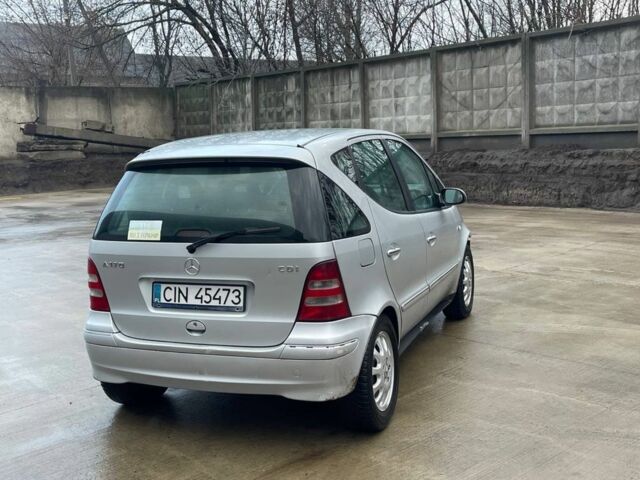 Серый Мерседес А класс, объемом двигателя 1.7 л и пробегом 125 тыс. км за 950 $, фото 3 на Automoto.ua