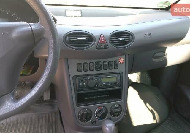 Сірий Мерседес А клас, об'ємом двигуна 1.7 л та пробігом 330 тис. км за 3900 $, фото 15 на Automoto.ua