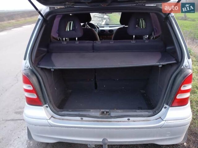 Сірий Мерседес А клас, об'ємом двигуна 1.6 л та пробігом 233 тис. км за 3200 $, фото 6 на Automoto.ua