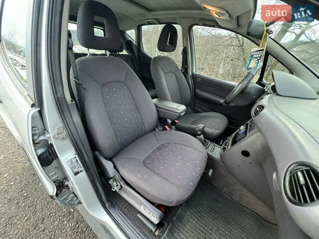 Серый Мерседес А класс, объемом двигателя 1.7 л и пробегом 213 тыс. км за 2999 $, фото 28 на Automoto.ua