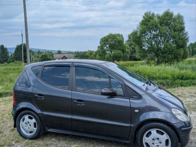 Серый Мерседес А класс, объемом двигателя 1.7 л и пробегом 320 тыс. км за 3500 $, фото 3 на Automoto.ua