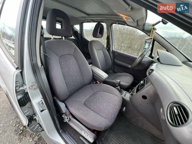 Серый Мерседес А класс, объемом двигателя 1.7 л и пробегом 213 тыс. км за 2999 $, фото 26 на Automoto.ua