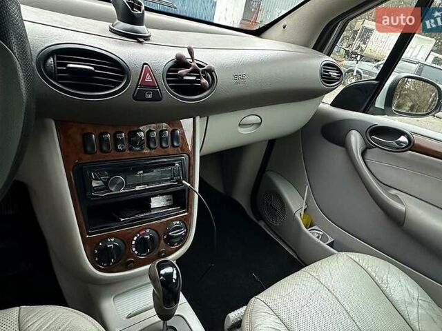 Серый Мерседес А класс, объемом двигателя 1.9 л и пробегом 273 тыс. км за 3800 $, фото 6 на Automoto.ua