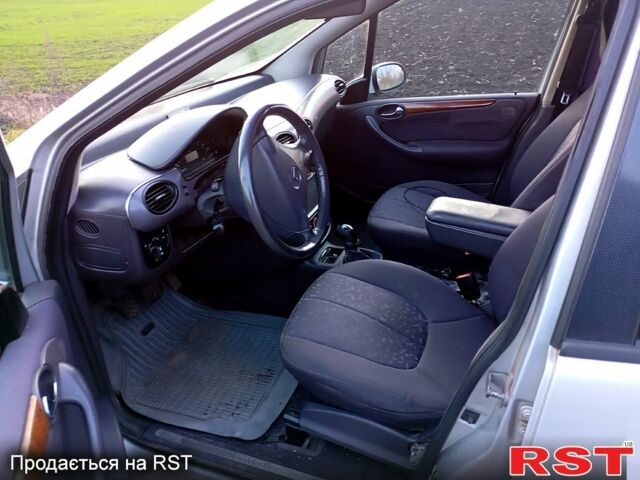 Сірий Мерседес А клас, об'ємом двигуна 1.6 л та пробігом 233 тис. км за 3200 $, фото 3 на Automoto.ua