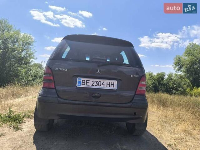 Серый Мерседес А класс, объемом двигателя 1.6 л и пробегом 267 тыс. км за 3500 $, фото 4 на Automoto.ua