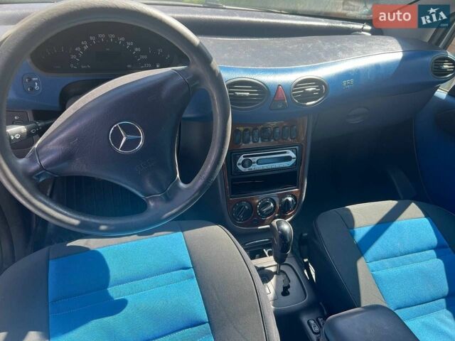 Сірий Мерседес А клас, об'ємом двигуна 1.69 л та пробігом 270 тис. км за 3400 $, фото 4 на Automoto.ua