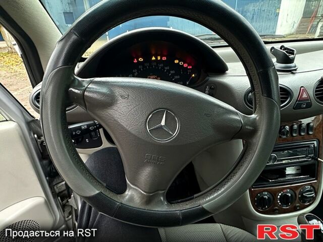 Серый Мерседес А класс, объемом двигателя 1.9 л и пробегом 273 тыс. км за 3800 $, фото 12 на Automoto.ua